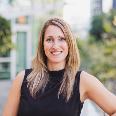 Headshot of Andrea MacFarlane